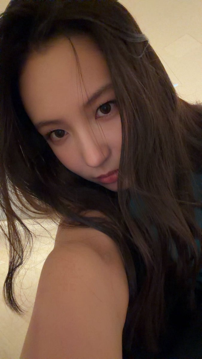 cyihani's tweet photo. boredom hit hard today, so i took a few photos to share with you, just in case you missed me :P how’s your day treatin’ you? doing anything exciting? 🧸🗯️ https://t.co/Hd5iD9bWEa