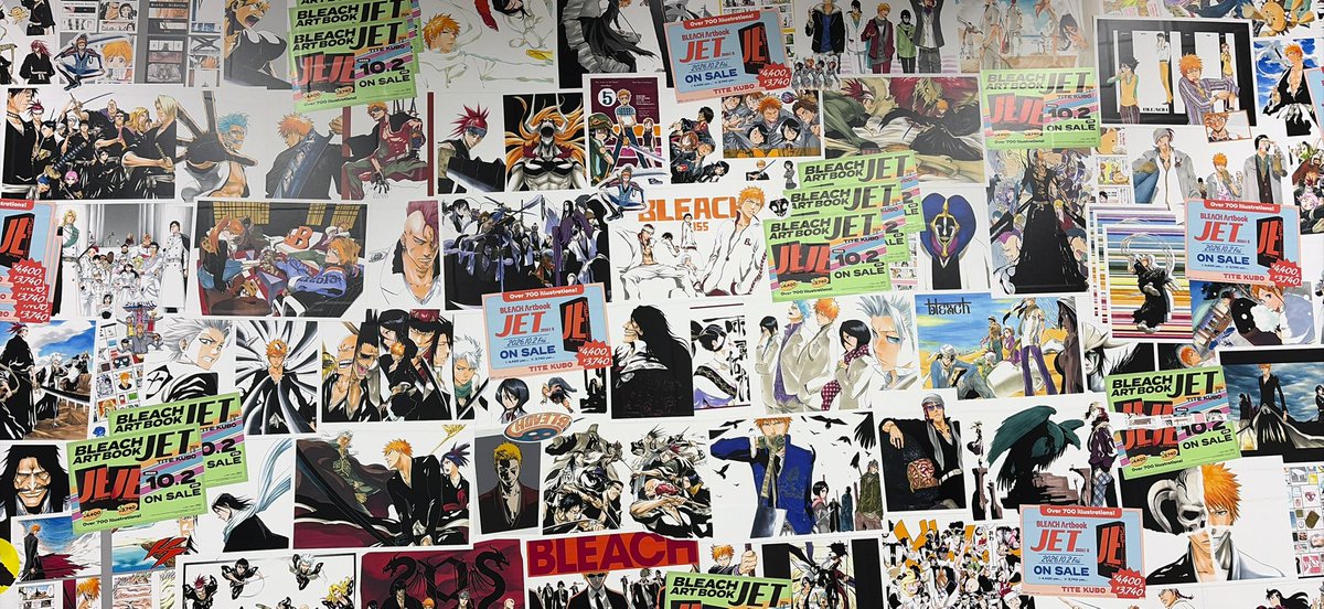 mga091004's tweet photo. 〜番外編②〜

渋谷駅でPOPSのポスター探しで迷子になってたら、偶然見つけたBLEACH壁画
BLEACHの初期から最後までのイラストが壁にあってすごい圧巻だった！！！これはめっちゃ興奮した〜〜〜もしかして初めてジャンプでガッツリハマったのはBLEACHだったかも（それかDグレ）歴史を感じるなあ.... https://t.co/wk8Arw4pex
