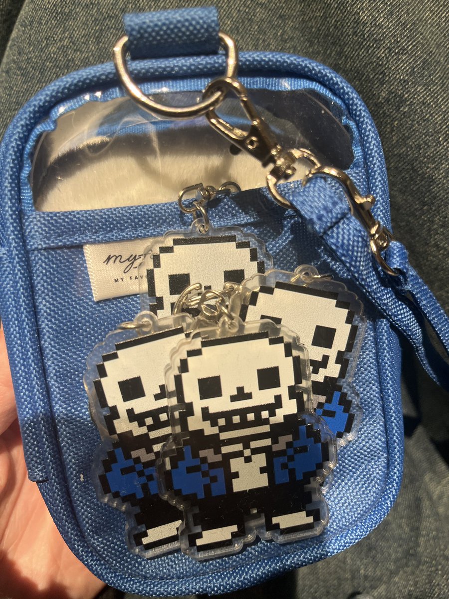 SussieMugi's tweet photo. Someon said to make an ita bag with all the sans I got 

I tried my best https://t.co/vZddAFxBfa