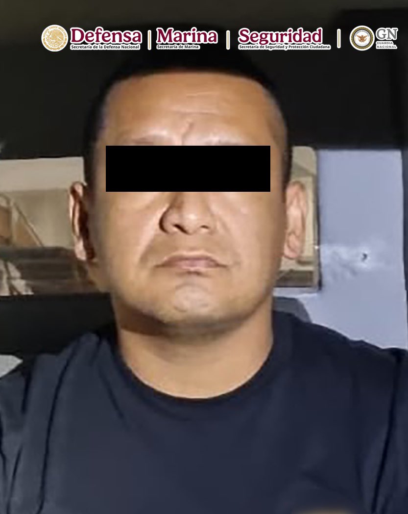 OHarfuch's tweet photo. Mejorar cada día la seguridad y garantizar la tranquilidad de las familias de México es la prioridad de la Presidenta @Claudiashein . Con inteligencia, investigación y coordinación, seguimos actuando contra las estructuras criminales que generan violencia.
El 5 de octubre, en Zapopan, Jalisco, fue detenido Iván “N”, alias “El Tanque”, identificado como presunto operador regional del Cártel Jalisco Nueva Generación, con actividades en Veracruz, Oaxaca, Tabasco y Puebla.

La detención fue resultado de una operación conjunta de @Defensamx1  @SSPCMexico y @GN_MEXICO_ ejecutada por fuerzas especiales del Ejército Mexicano y el Grupo de Operaciones de la SSPC, con información del Centro Nacional de Inteligencia y el trabajo de agentes de investigación de la SSPC y de la Agencia de Investigación Criminal de @FGRMexico, quienes identificaron sus movimientos y lo localizaron.

Las investigaciones lo vinculan con homicidios, extorsión, privación ilegal de la libertad, robo de hidrocarburos, lavado de dinero y tráfico de drogas. También se le señala por su presunta participación en el ataque contra un helicóptero del Ejército Mexicano en Jalisco, en 2015, en el que perdieron la vida integrantes del Ejército y de la Policía Federal.
Fue detenido en flagrancia y se aseguraron un vehículo, un arma de fuego y diversas drogas. En septiembre de 2024, el Departamento del Tesoro de Estados Unidos lo sancionó por sus vínculos con el CJNG y lo señaló como parte del círculo cercano de Nemesio Oseguera Cervantes, alias “El Mencho” por lo cual hubo intercambio de información con @DEAHQ 
Será puesto a disposición de la Fiscalía Especializada en Materia de Delincuencia Organizada (FEMDO), donde se determinará su situación jurídica conforme a derecho.

Reconocemos el profesionalismo y la valentía de las fuerzas especiales del Ejército Mexicano, del Grupo de Operaciones y los agentes de investigación de @SSPCMexico , de los agentes de la Agencia de Investigación Criminal de la FGR y del personal del CNI. Agradecemos a los gobiernos de Veracruz y Jalisco, y a sus gobernadores, @rocionahle y @PabloLemusN, por su apoyo Cada acción tiene un objetivo claro: que las familias de México puedan vivir, trabajar y transitar con seguridad y tranquilidad.