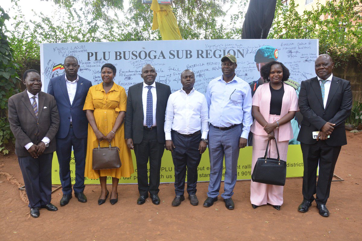 DocusKagweri's tweet photo. Today,Busoga sub-region Members of Parliament, together with other PLU leaders, this afternoon addressed the media and formally endorsed Gen. @mkainerugaba for President in 2031.

The delegation was led by @SamuelNabeetaM who also collected additional endorsement books to extend the signature drive across the sub-region.