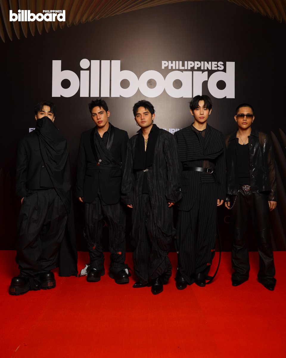 BBPHOfficial's tweet photo. Finally, the last batch of acts has arrived to complete the night's all-star lineup, making way for the start of the 2nd edition of the Filipino Music Awards. 

Photographed by Excel Panlaque. 

#BillboardPhilippines
#BillboardPH
#FMA2026 https://t.co/aoFbY48pAJ