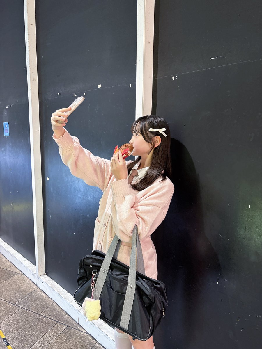 Pastel_Maika's tweet photo. #まいまいあるばむ 2人目✌🏻👶🏻💛✨️

あいちゃんは、本当にあかちゃん👶🏻
自分の子供の写真撮りたくなる親の気持ちになる🙂‍↕️笑
でもね~とってもしっかり者で、お姉ちゃんなんだな~って思う瞬間がいっぱいあるんだっ ̫ -⸝⸝˘
いつもかわいくてありがとう、あかちゃん👶🏻（何回言うねん）
これからも、まいがまもるね🫂ちゅ