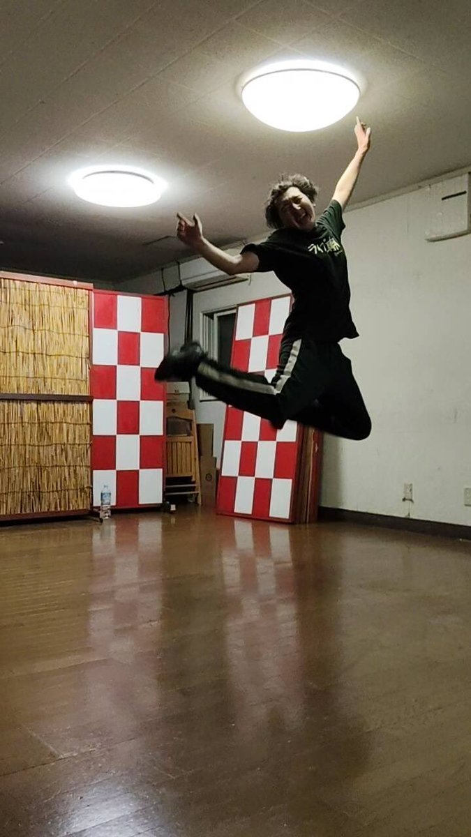 kakerubi tweet picture