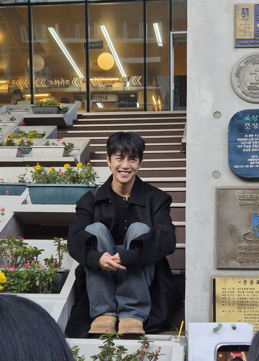 dykkw_'s tweet photo. 귀염둥이 memories 💙

20251116 musical 'First Snow' https://t.co/pC4vdSLIy9