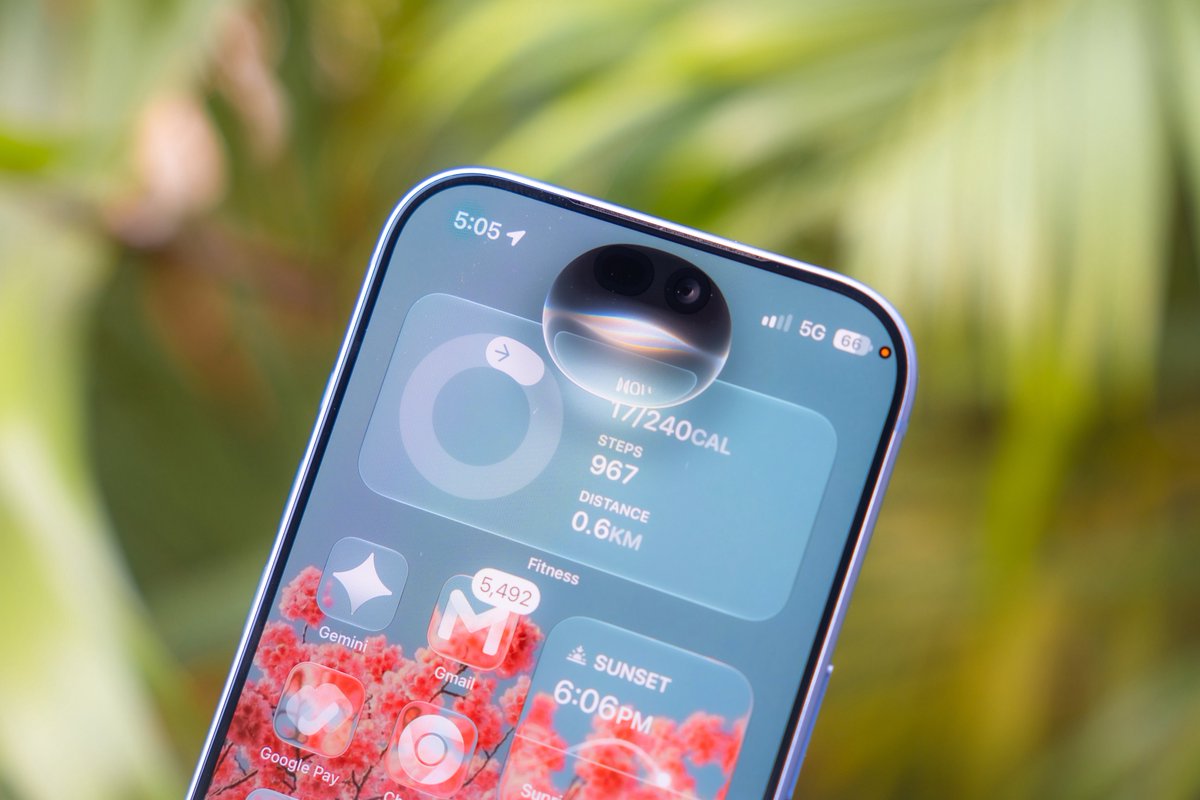 Cartidise's tweet photo. hot take: the new Siri is better than Gemini https://t.co/AeBkUDjDQf