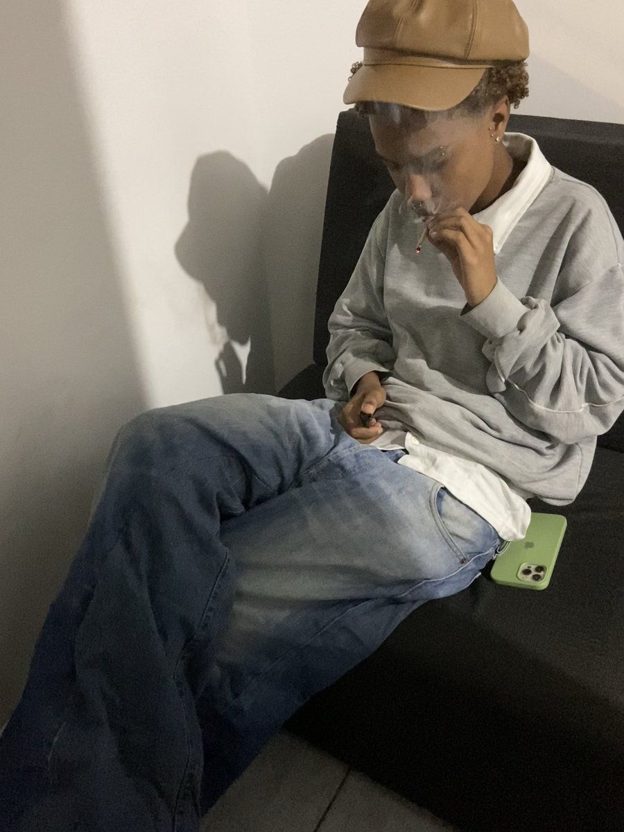 dyl4nssss's tweet photo. Oi, Olá https://t.co/N9qAaKcmMd
