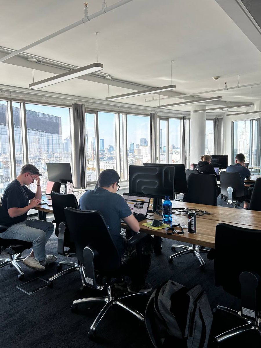 SuperteamPOL's tweet photo. IT’S TIME!

Warsaw Build Station is officially live.

Join us &amp; build what’s next on @Solana 👇 https://t.co/L8Gy6crRhf