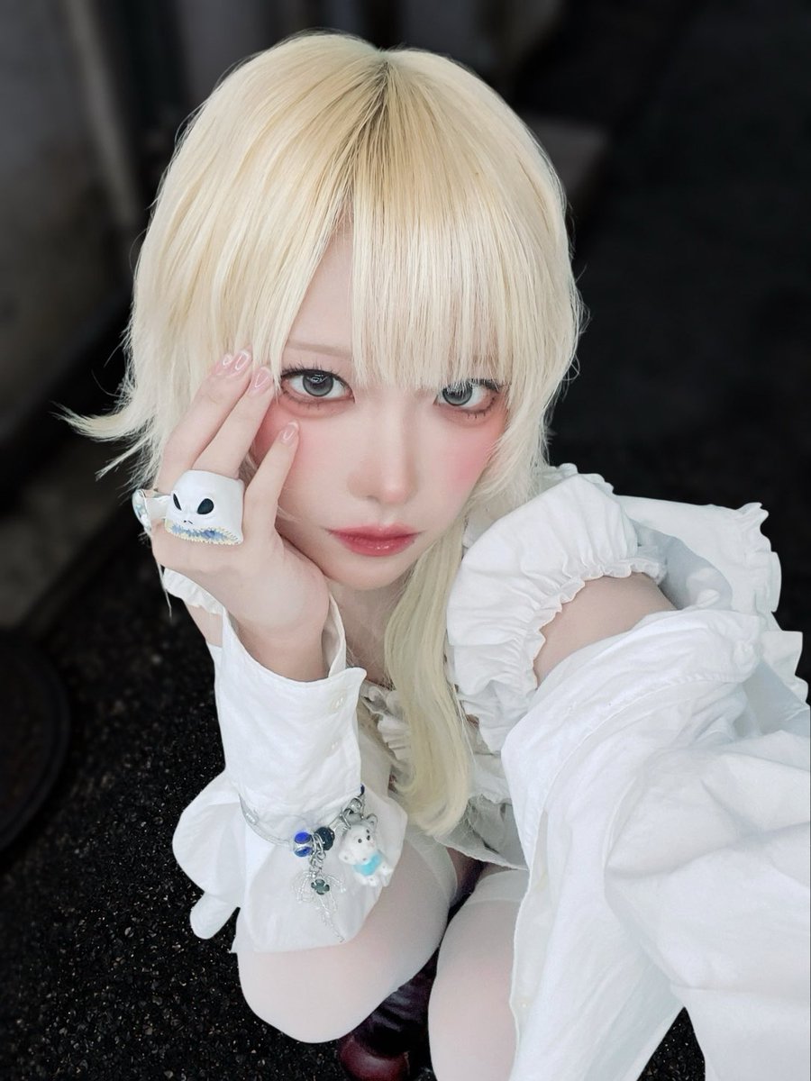 48ta_'s tweet photo. おばけギャル👻 https://t.co/9lAbwFBN0I