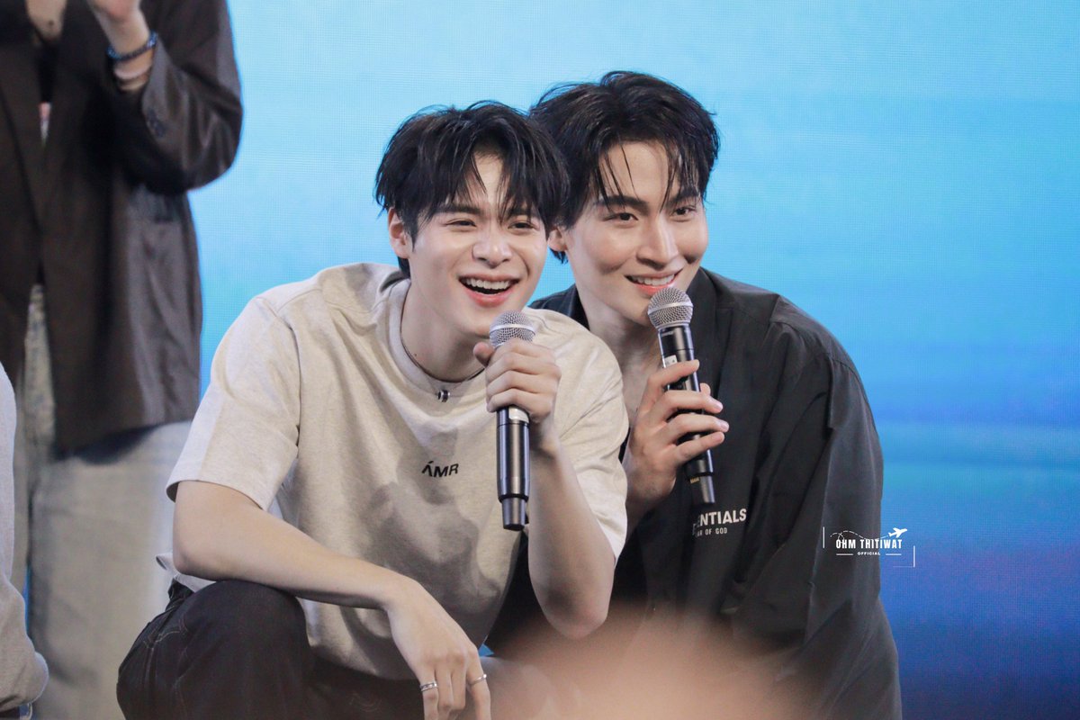 OhmThitiwatOFC's tweet photo. GMMTV FANIVAL 2026 : HAPPY FAMILY — เปิดรับคำถามถึง “โอห์มปูน”  🐻🐶

ขอเชิญชวนแฟนๆ โอห์มปูน ร่วมส่งคำถาม หรือข้อความที่อยากบอกกับโอห์มปูน ในงานรวมพล GMMTV FANIVAL 2026 : HAPPY FAMILY วันที่ 8 ตุลาคม 2569 

📍: https://t.co/foPpk9FBY8

🗓️ ระยะเวลาเปิดรับ : วันนี้  - 7 ตุลาคม 2569 
⏰️ เวลา : 15.00 น.

ขอบคุณทุกคนที่ร่วมกิจกรรมและร่วมสร้างความทรงจำดีๆ ไปด้วยกันนะคะ 🥰🫶🏻

#OhmThitiwat #OhmPoon
#GMMTVFANIVAL2026HappyFamily 
.
.
.
GMMTV FANIVAL 2026 : HAPPY FAMILY — Sending questions to "OhmPoon" 🐻🐶

Invite OhmPoon fans to send questions or messages that you want to tell Ohm Poon at the GMMTV FANIVAL 2026: HAPPY FAMILY gathering on October 8, 2026.

📍: https://t.co/foPpk9FBY8

🗓️ Opening period: Today - October 7, 2026
⏰️ 03.00 PM

Thank you to everyone who participated in the activity and made good memories together 🥰🫶🏻

#OhmThitiwat #OhmPoon
#GMMTVFANIVAL2026HappyFamily