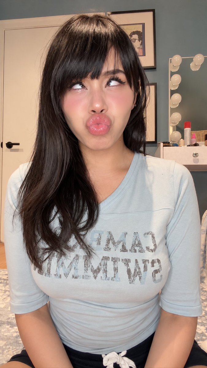 nialvarxlul's tweet photo. 😽 https://t.co/hcGYGgnT36