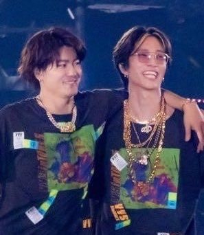 trashstar_'s tweet photo. 慎→樹 「何年経ってもこのままでいましょう。」💚💙#神のしんじゅり https://t.co/CVd0jkimCh