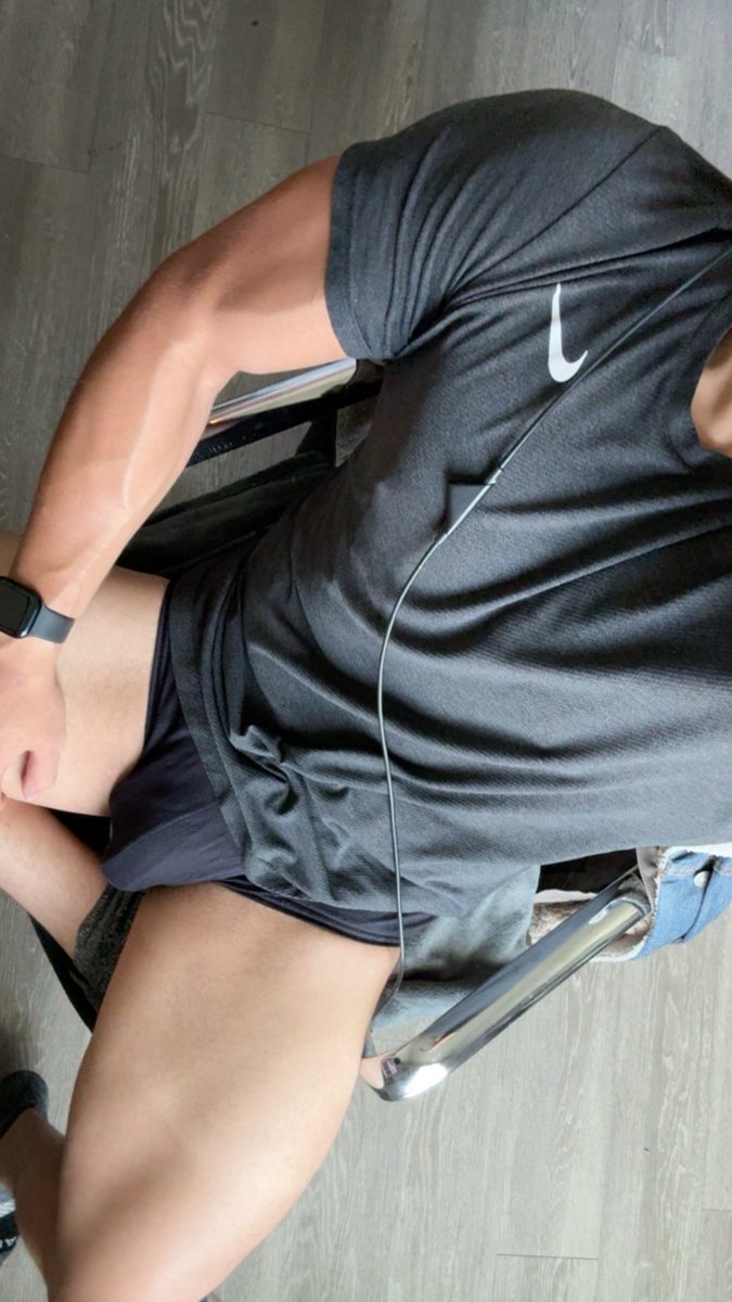 foxy_deer_fella's tweet photo. Someone buy me a jock so I can make a jocktober post https://t.co/dcVcAFeIU1