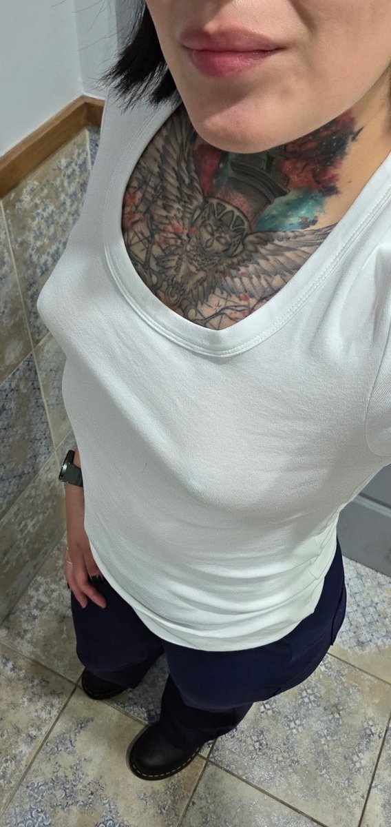 itssssner0's tweet photo. Gooood morning babes 🥰💚 https://t.co/au8YqJGin3