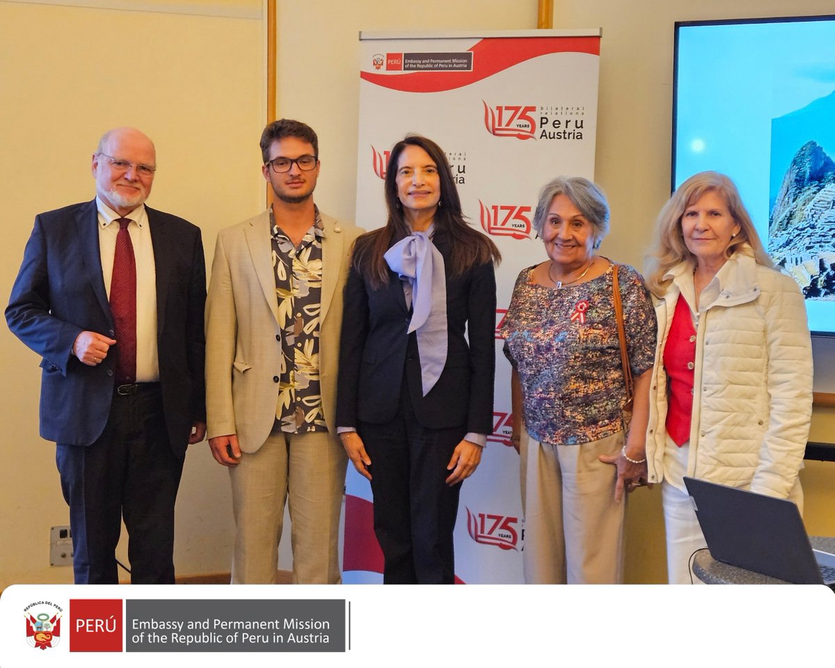 PeruinAustria's tweet photo. Ambassador María Eugenia Echeverría🇵🇪 highlighted the key role of protected natural areas in biodiversity conservation and sustainable development in Peru, as well as the significant contribution of the Austro-Peruvian Association to strengthening the bilateral relationship. https://t.co/SJ7sxQAoTN