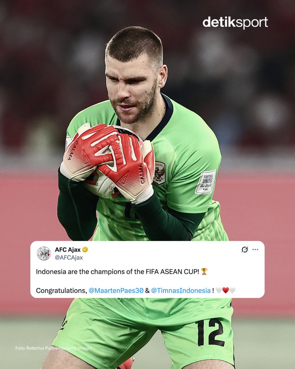 detiksport's tweet photo. Euforia juara Garuda sampai ke Eropa! 👑

#TimnasIndonesia #detiksport https://t.co/Y3VTRj8mME