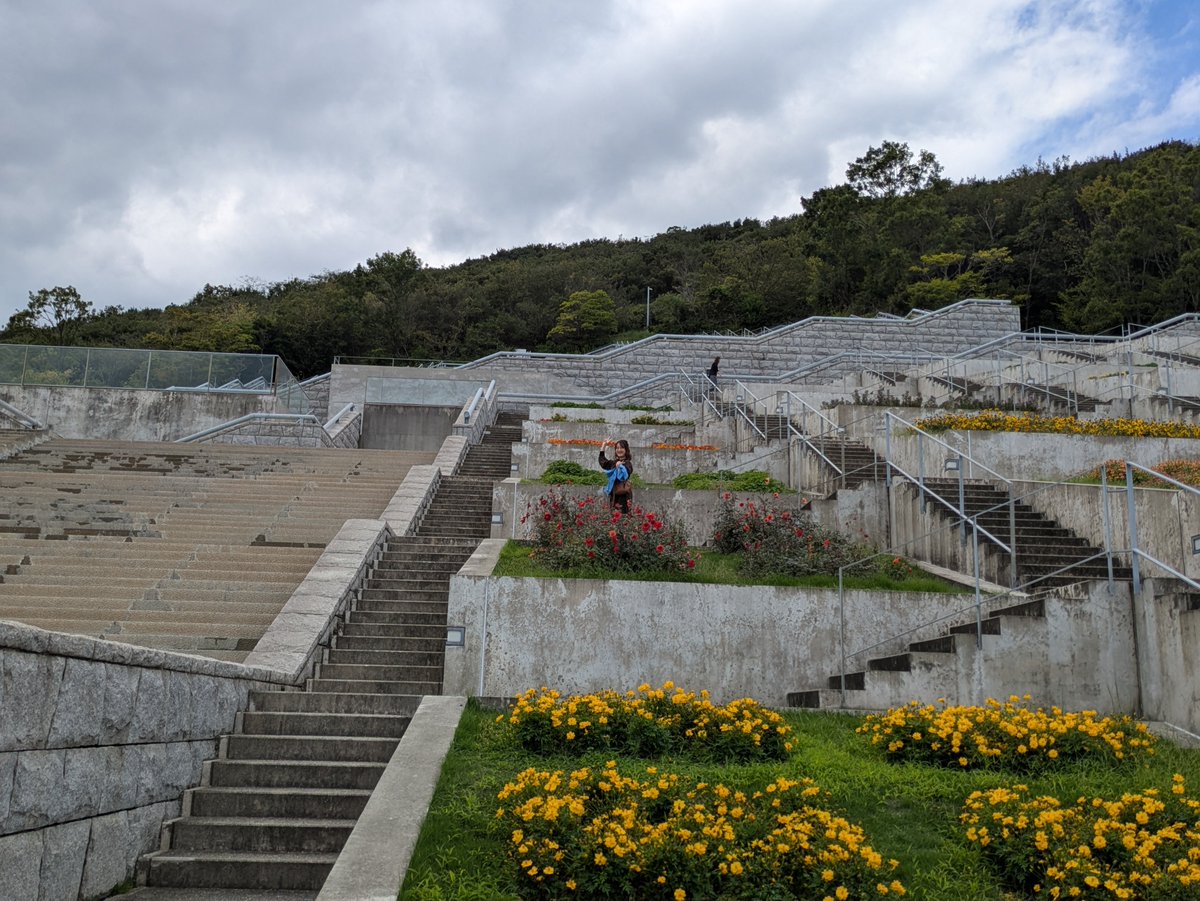 andatak's tweet photo. たまには有給取っての平日レジャーが楽しかった。
淡路夢舞台植物園 https://t.co/4O9mNvisUJ