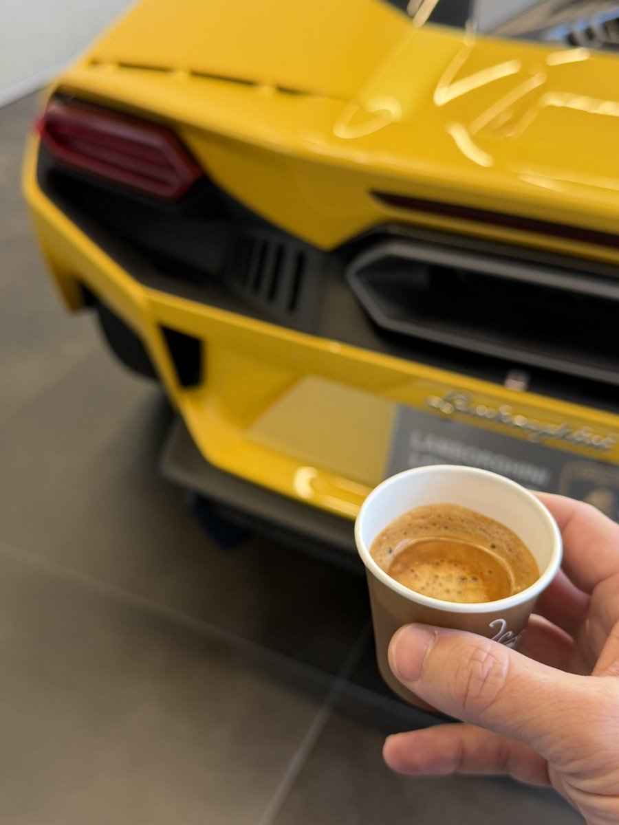 chrisweyd's tweet photo. Good morning ☕️. Couple more months and you guys will be in my comments asking for price quotes 🤣🤣🤣 #whenlambo solana:ENcwYGVhRsEqKpH4SzRH4mcYSGc9Cb6s4WJGS9ojpump https://t.co/iWpRlZECLj