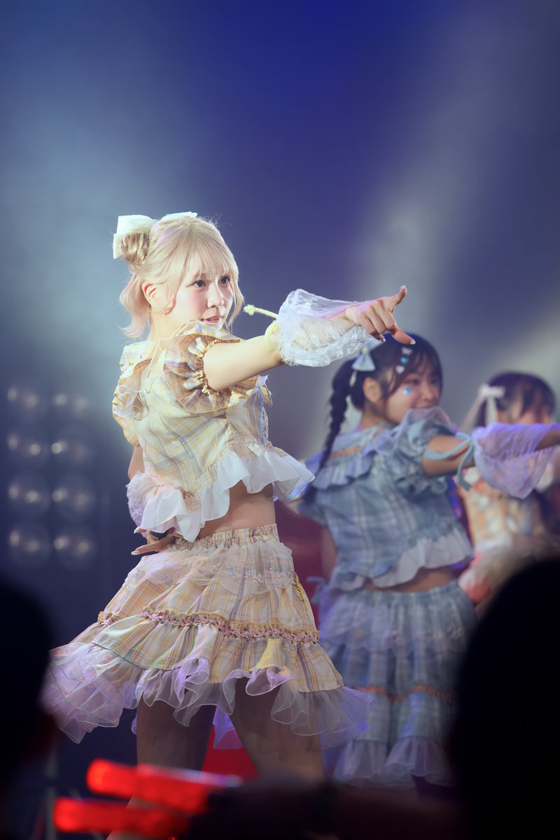 impreza40d's tweet photo. 2026.09.29 全国ツアーファイナル@心斎橋BIGCATでの天空音パレードの足森いづみ💛さんです②

#足森いづみ(@TOP_izumi)さん
#天空音パレード https://t.co/Q7tYtvJNMa