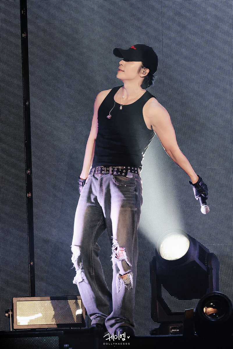 dollyhaesss's tweet photo. 2026.10.04 - KPOP PRIME

#동해 #DONGHAE
#슈퍼주니어 #SUPERJUNIOR https://t.co/NL0CsrRF33