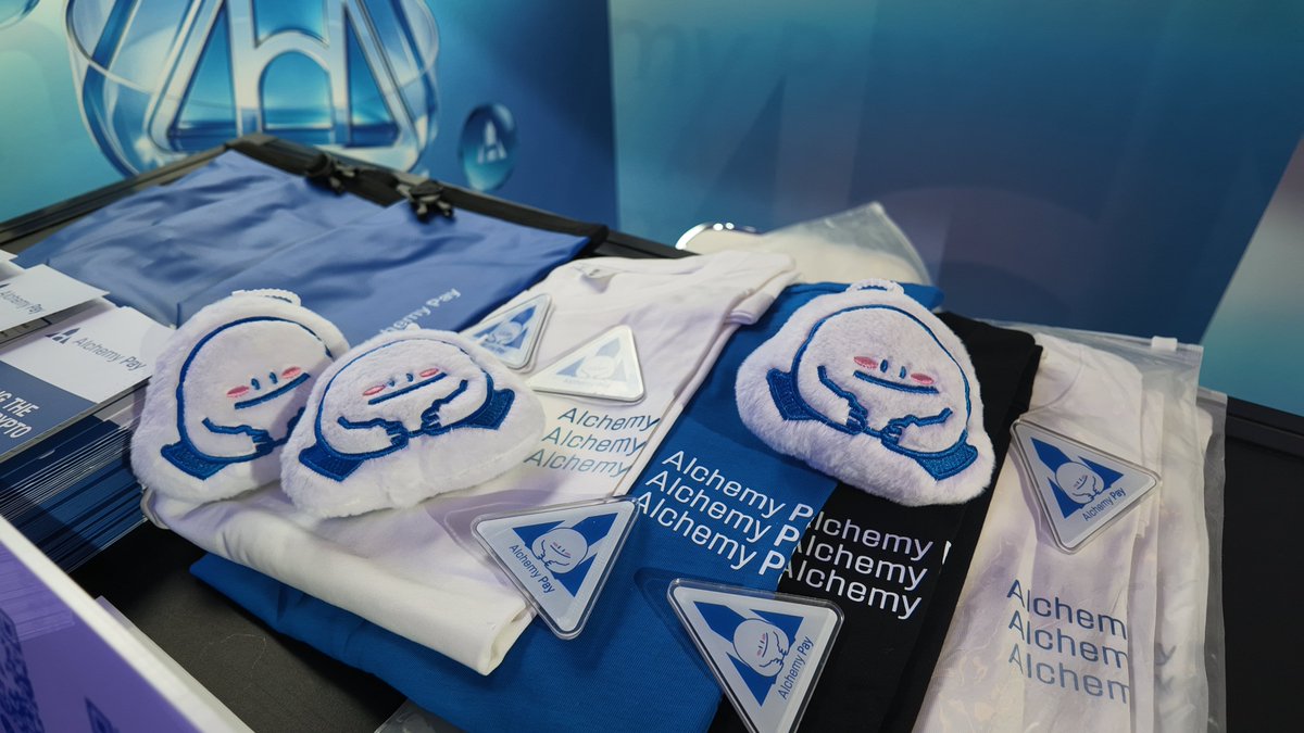 AlchemyPay's tweet photo. 🚨 Our booth is READY at #TOKEN2049 Singapore 2026! 🇸🇬 

Come swing by Booth PB4-7 from Oct 7 - 8 to grab our brand new merchandise and have a good chat with the #AlchemyPay team! Whether you want to talk crypto payments, RWA, or just say hi — we’re here! 🔥See you soon!

ethereum:0xed04915c23f00a313a544955524eb7dbd823143d