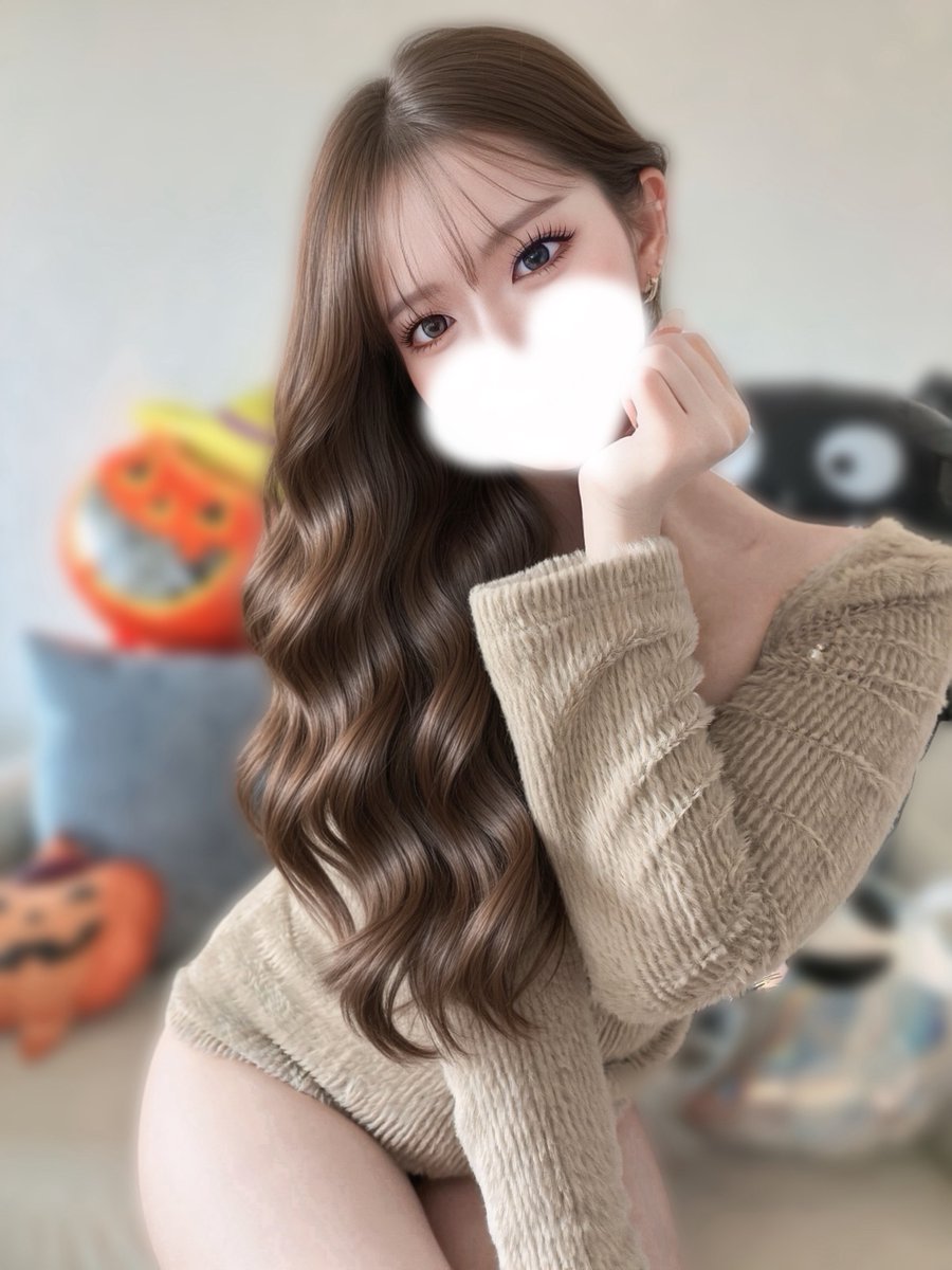 sana_royal37's tweet photo. ちょっとだけ、独占していい…？♡ https://t.co/05Te0Z4Dca