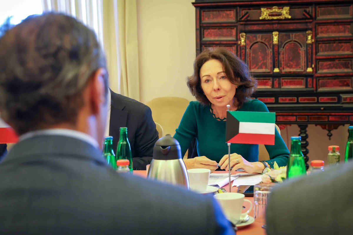 MarieChatardova's tweet photo. Náměstek ministra zahraničních věci Kuvajtu 🇰🇼Hamad Suleiman Al-Mashaan přijel do Prahy na politické a ekonomické konzultace. Diskutovali jsme zejména o bilaterálních vztazích, spolupráci v rámci mezinárodních organizací, podpoře kandidatur a o situaci v regionu. https://t.co/rcBDBCRlP7