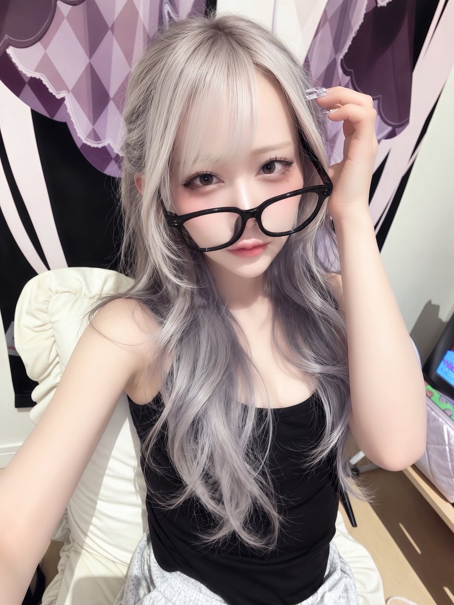 ailice_en's tweet photo. 裸眼オフモード♡ https://t.co/eJYI61VK7p