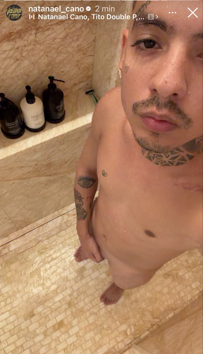 Regional_DT's tweet photo. Lo de este wey que es?? Tan buen día que tenía 💀😭 https://t.co/tBJqWaAQpE
