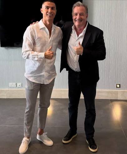 piersmorgan's tweet photo. So much nonsense being written/said about @Cristiano .. same kind of bitter, cynical, jealous crap he’s had to deal with his entire career from people who’ve no idea what he’s really like. 
I do: great guy, even greater player. Give this sporting icon the respect he deserves. https://t.co/EDBwf4YNjJ