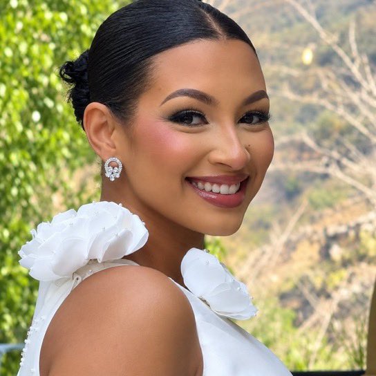 Dannie19960's tweet photo. Let’s show massive love to the stylist/event planner of our baby’s wedding‼️‼️🚨🚨

https://t.co/dk9DYqCLc2

LIONHEART BRYLNN OGLE
ASHLEY THE QUINTESSENCE
#AshleyOgleTheHallmark https://t.co/3CNETUuQqs