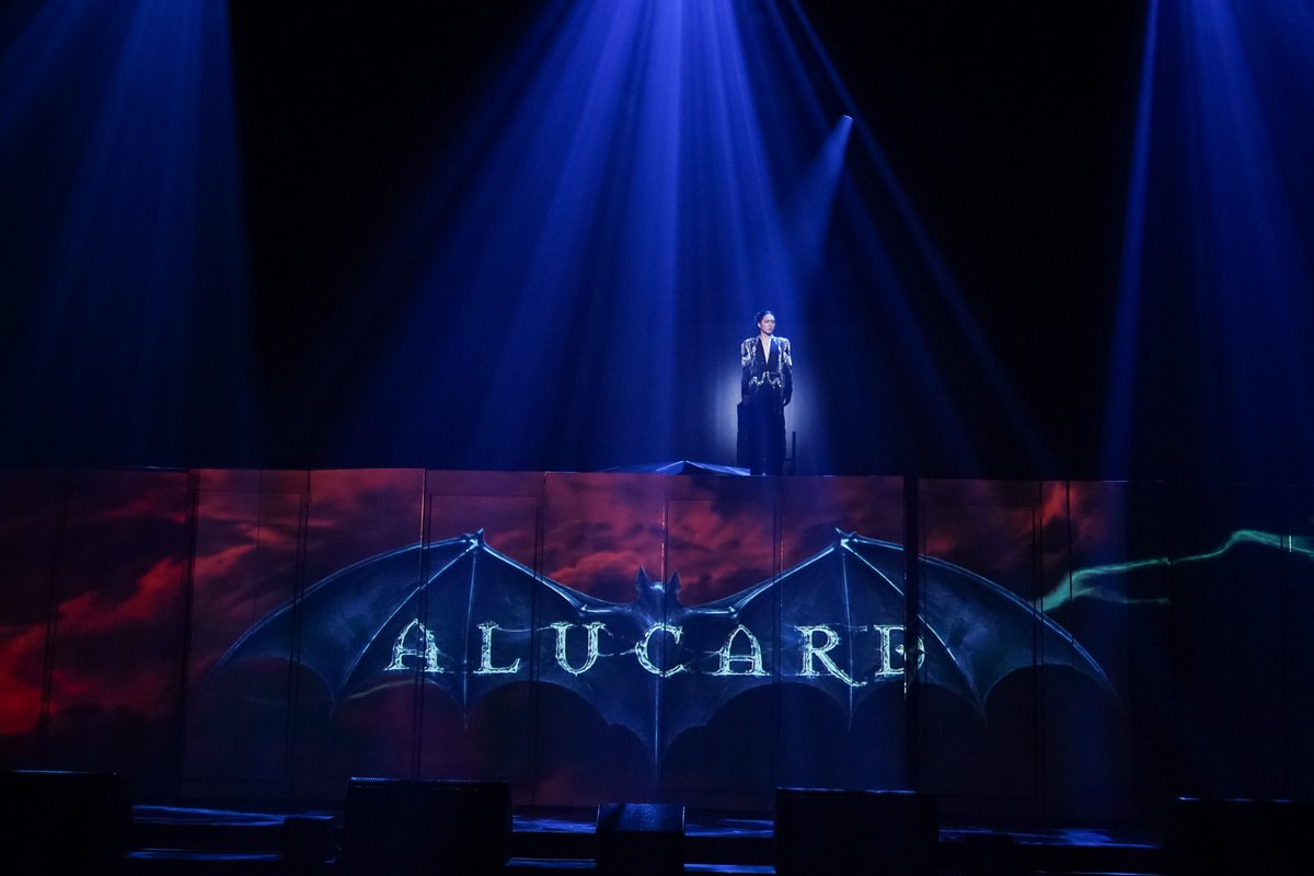 alucard_show's tweet photo. † ──────────

✦ 𝗧𝗛𝗘 𝗔𝗟𝗨𝗖𝗔𝗥𝗗 𝗦𝗛𝗢𝗪 ✦
本日、開幕 ―

 ──────────†

12年ぶりに蘇ったアルカードショー
ここから始まる、新たな伝説―
貴方もこの衝撃の虜になる

#ALUCARDSHOW2026

東京公演は当日券・当日引換券の販売がございます。

https://t.co/AFiMQZfYYm https://t.co/yH9AY9Lqd9