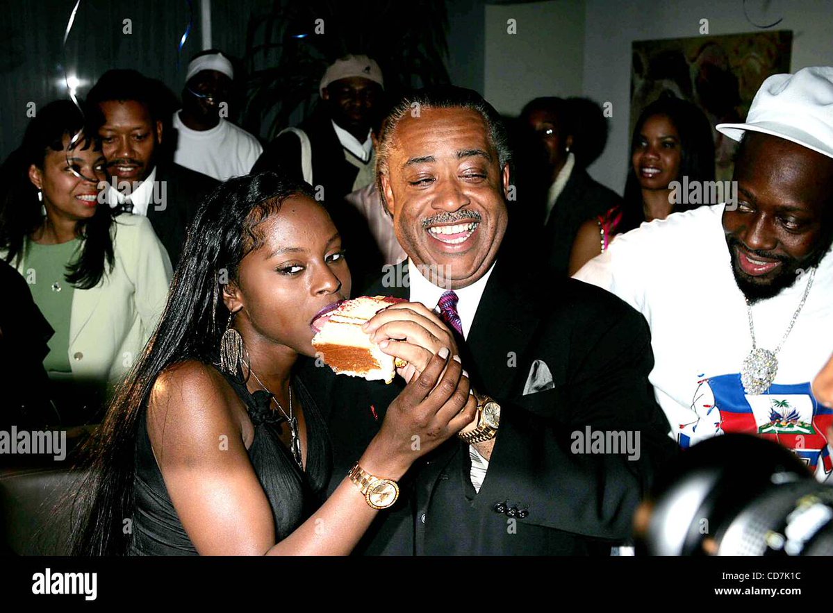 viaspigaboots's tweet photo. this al sharpton and foxy brown pic has so many angles i'm crying https://t.co/CtZv87WID5