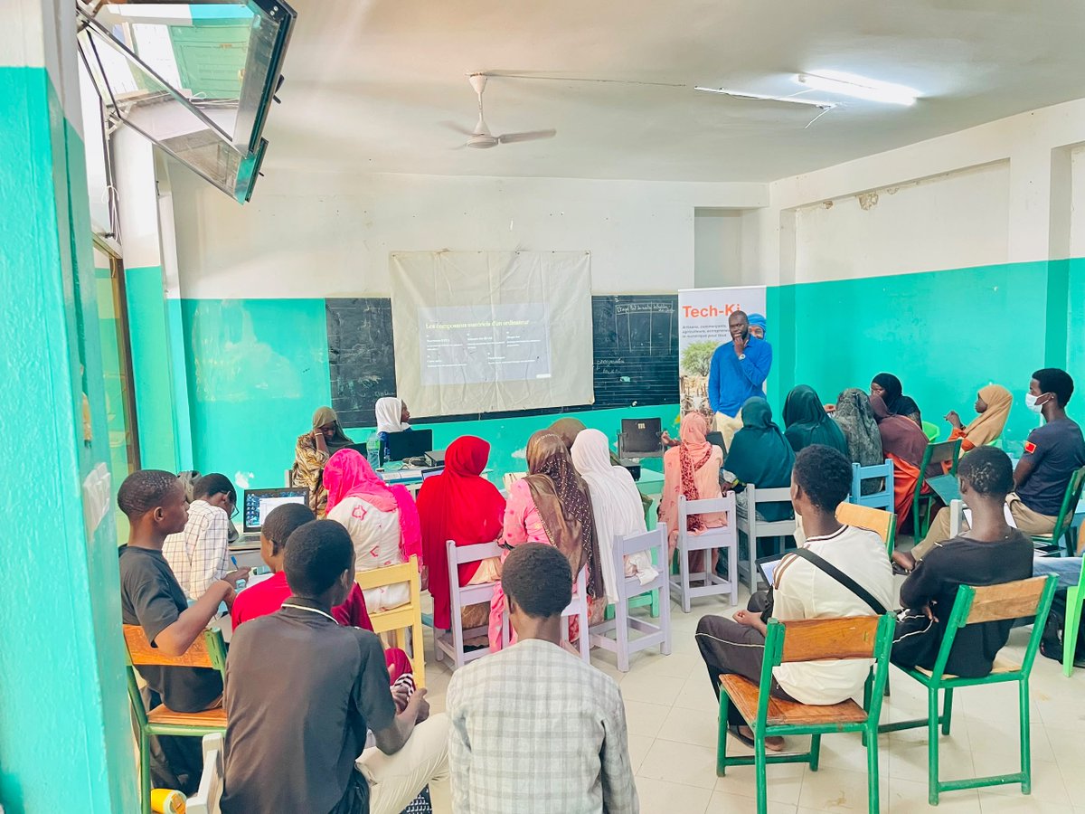 ODCSenegal's tweet photo. Retour en images sur le #TechKi à Touba et Mboro !
De l’acculturation numérique à l’entrepreneuriat digital et à l’intelligence artificielle, le Tech-Ki poursuit sa mission partout au Sénégal. 

#TechKiTour 
#TechKi 
#OrangeDigitalCenter 
#AmalNdiarigneAskanwi https://t.co/UmcWeBZUZo