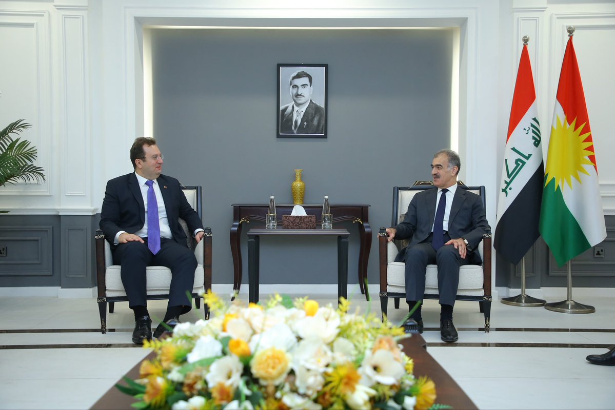 SafeenDizayee's tweet photo. Met with the Turkish Consul General Erman Topcu and his team @TC_ErbilBK in my office today. We discussed current regional developments and enhancing bilateral relations https://t.co/qR7UAdzY8H