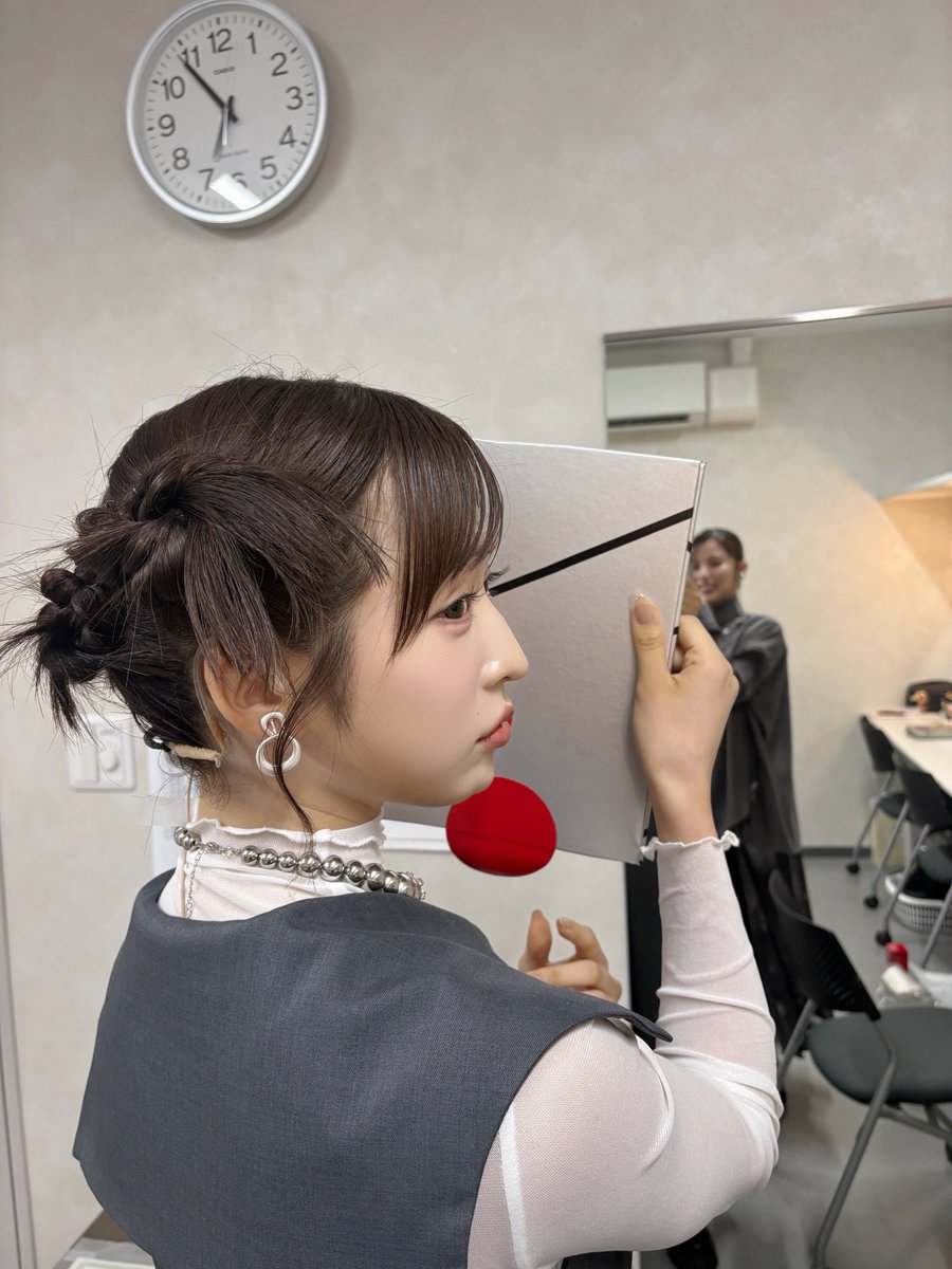 yuiyui_maromaro's tweet photo. 朗読劇
#星新一が描いた未来
千秋楽を終えました💐
星さんの独特な感性に引き込まれながら
毎公演新鮮な気持ちで楽しんでいました
何度も読みたくなる不思議な
内容がとても素敵でした
座長の福田さんや皆さんの素敵な声に刺激を受けた貴重な時間でした⏳
ありがとうございました☺️📚🌟 https://t.co/oyApkyovh1
