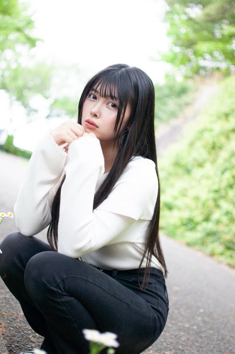 otoa1107's tweet photo. 【重大発表】

この度、音杏（おとあ）として
ソロアーティストデビューすることになりました✨

バンド活動や俳優業に加え、ソロアーティストとして新たな一歩を踏み出します。

デビューライブは
10/27(火) 東京・代々木LODGE！

リリース情報など、これから続々とお知らせしていきます！

17歳、現役女子高生。

これから、私なりの世界を皆さんにお届けしていきます🕊️

音杏の新たな物語を、共に歩み、応援して頂けると嬉しいです✨️