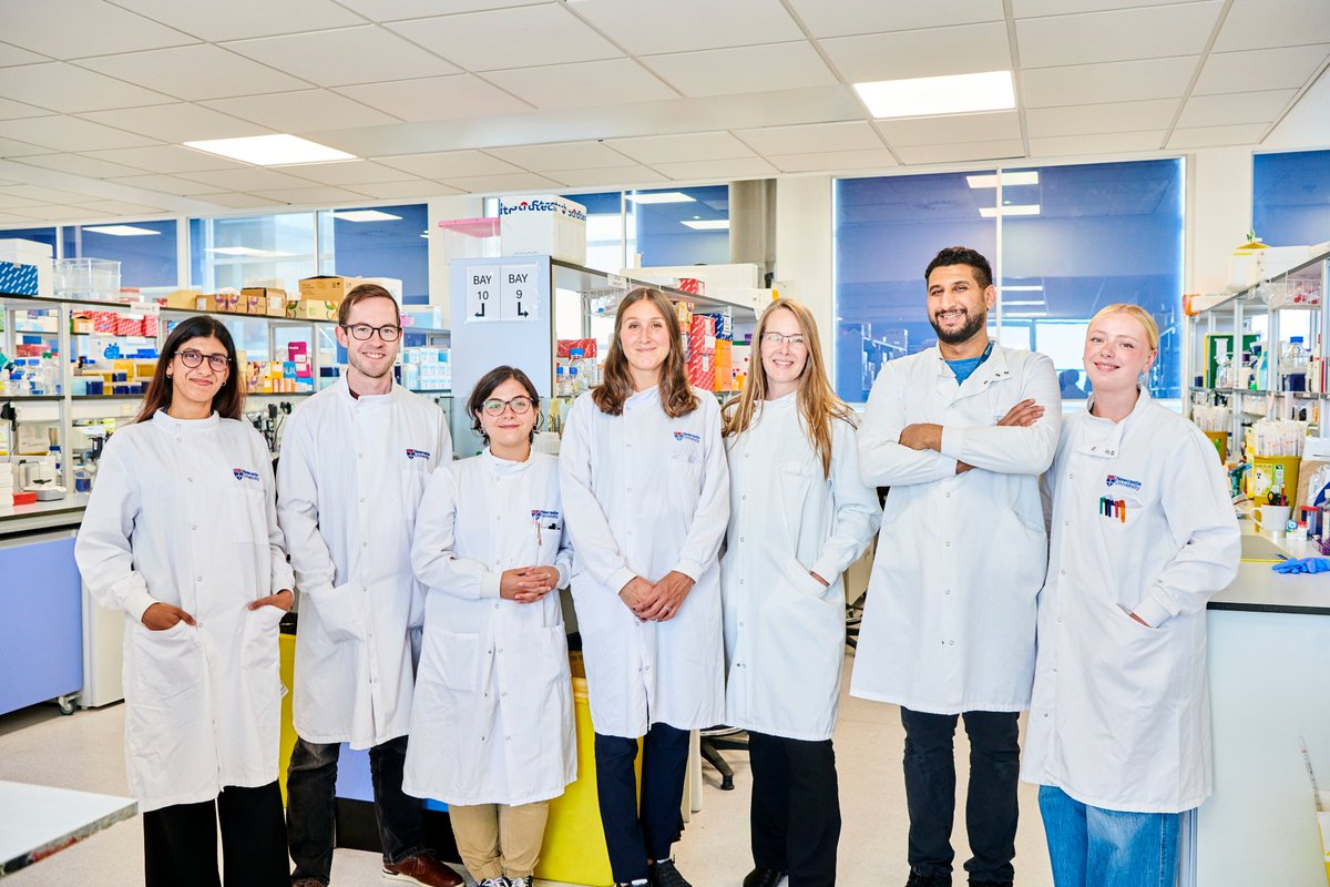 LJRussell_Lab's tweet photo. 🧬Research Technician Opportunity🧬 ​
​
Looking to contribute to cutting-edge paediatric leukaemia research funded by @CR_UK using advanced epigenomics and CRISPR methods?​
​
The LEGEND group is hiring, join the team! 🔬​
​
Full details in the link 👇​
https://t.co/dHMIy31ahG https://t.co/RC14zBek8W