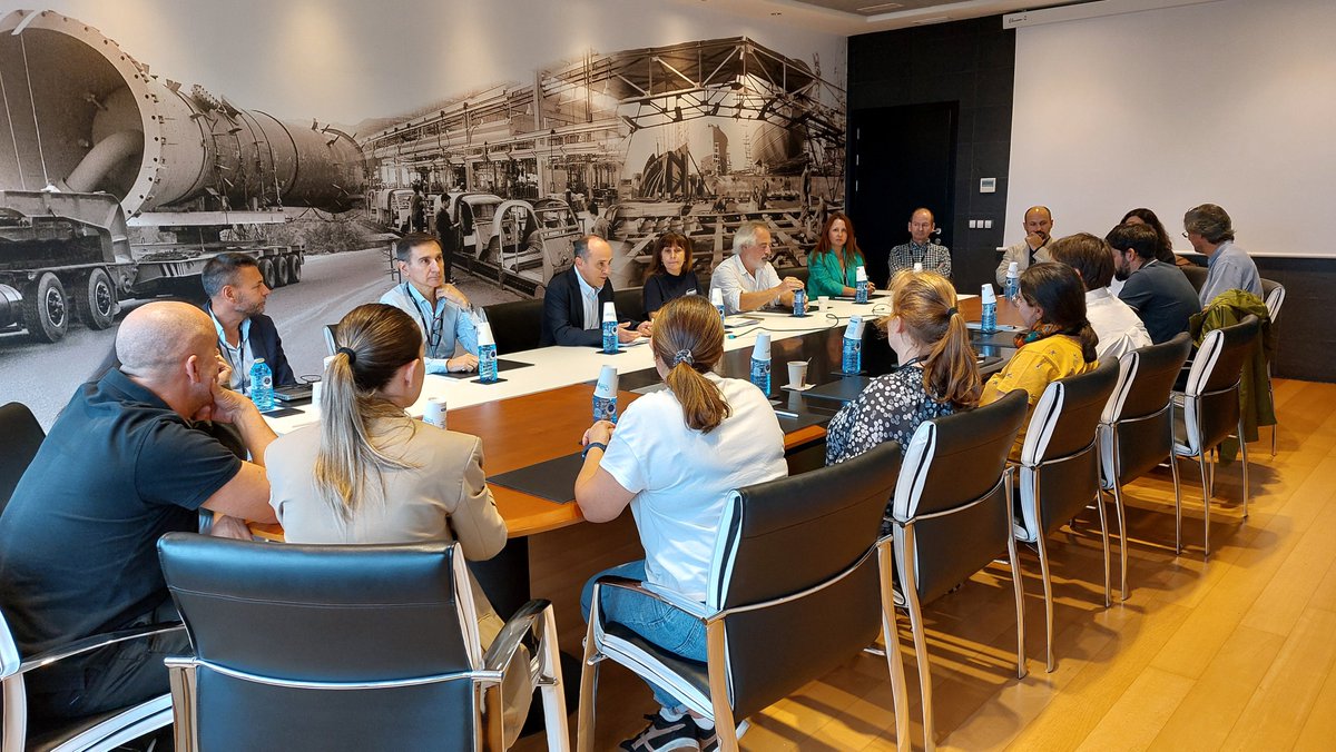 aimenct's tweet photo. El centro tecnológico AIMEN ha formalizado su primer Convenio Colectivo propio para el período 2026-2028. https://t.co/aopkXgs683