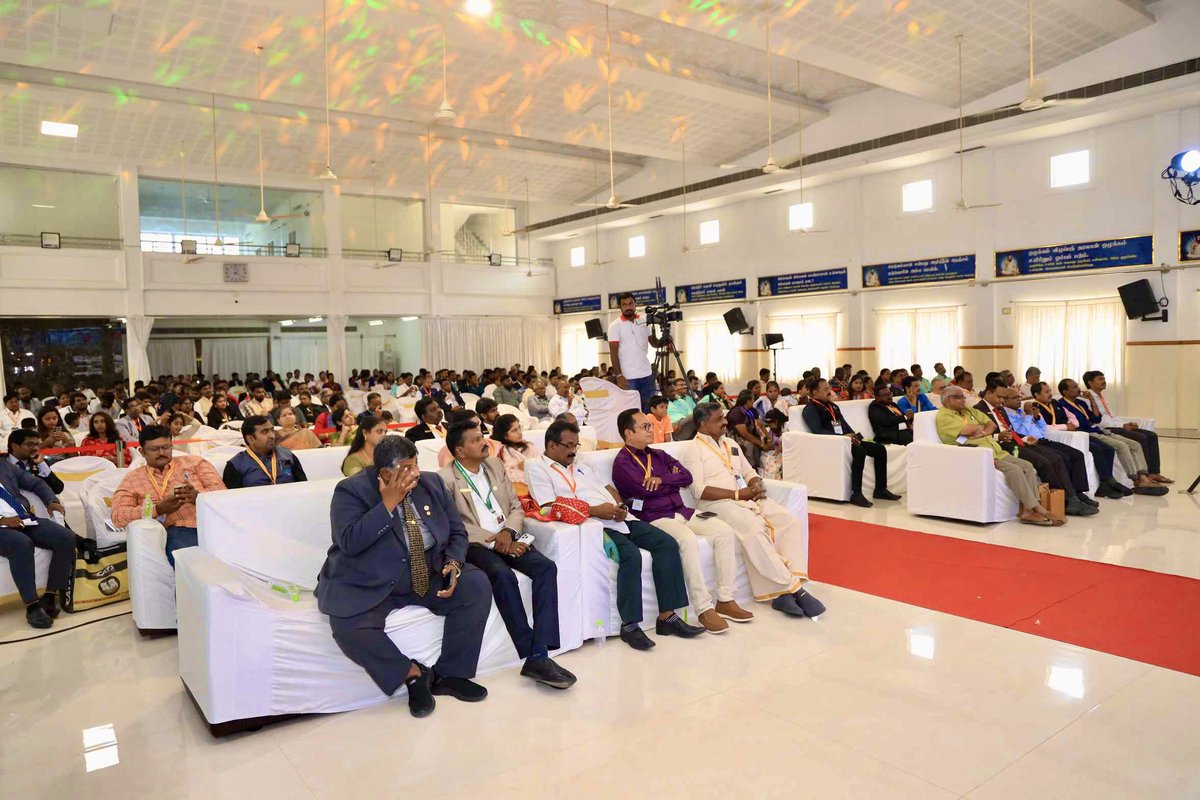 nbhvr's tweet photo. Heartfelt appreciation to JCI INDIA Zone 16 for hosting a spectacular 35th Zone Conference – “VIJAY DIWAS”, hosted by the Jaycees of #Tiruvannamalai
Congratulations to the entire Zone 16 family for a grand and successful Zone Conference!
#VijayDiwas #Conference #Leadership #JCI https://t.co/HzkkKYGtRS