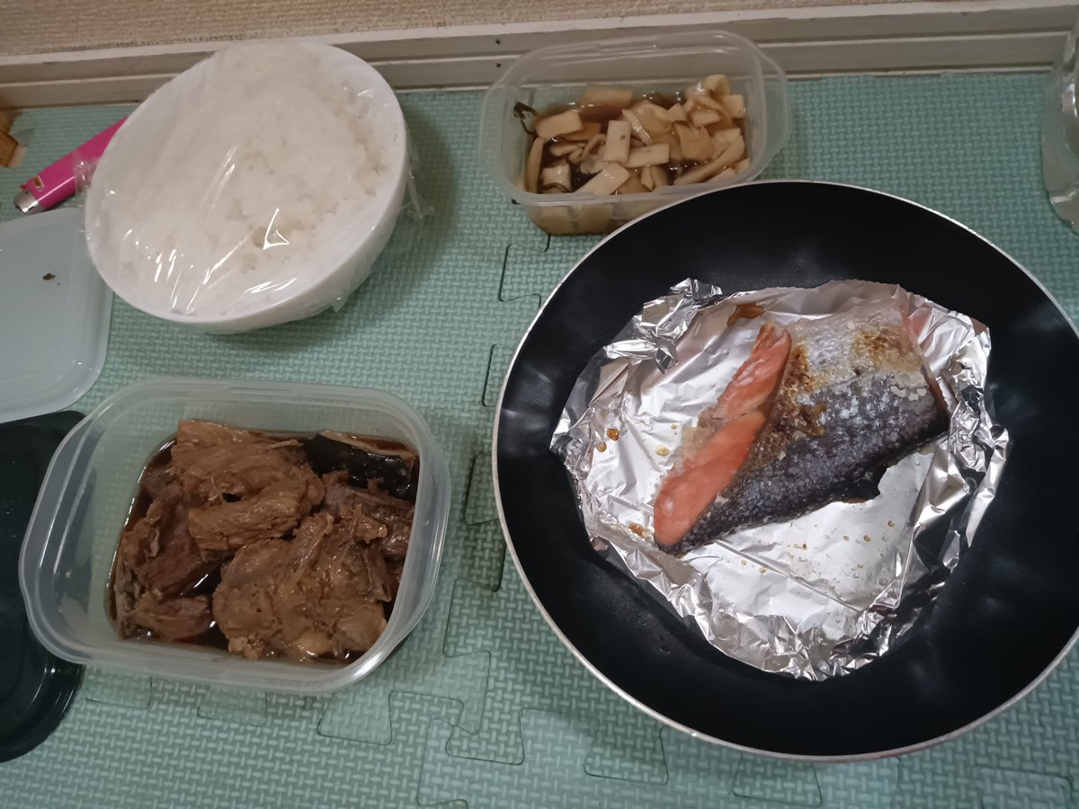 hiroyuki41gr's tweet photo. (_・ω・)_ﾊﾞｧﾝ…
ご飯🍚
魚定食𓆝 ˜˷
美味しく頂きました😋 https://t.co/fYgn5oBZBR