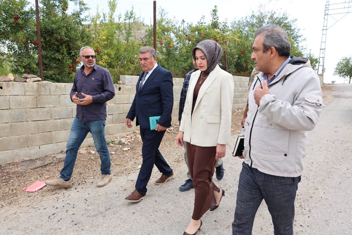 polatelikym's tweet photo. 📍 Ürünlü Köyü İncelemesi

Kaymakamımız Sn. Esra Bozan, Su ve Kanalizasyon Hizmetleri Müdürü Mustafa Uzunoğlu ve Ürünlü köyü muhtarı Zeynal Keçe ile birlikte ilçemiz Ürünlü Köyü’nde incelemelerde bulundu. https://t.co/JA5r1JOc8o
