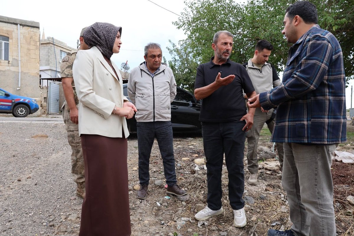 polatelikym's tweet photo. 📍 Ürünlü Köyü İncelemesi

Kaymakamımız Sn. Esra Bozan, Su ve Kanalizasyon Hizmetleri Müdürü Mustafa Uzunoğlu ve Ürünlü köyü muhtarı Zeynal Keçe ile birlikte ilçemiz Ürünlü Köyü’nde incelemelerde bulundu. https://t.co/JA5r1JOc8o