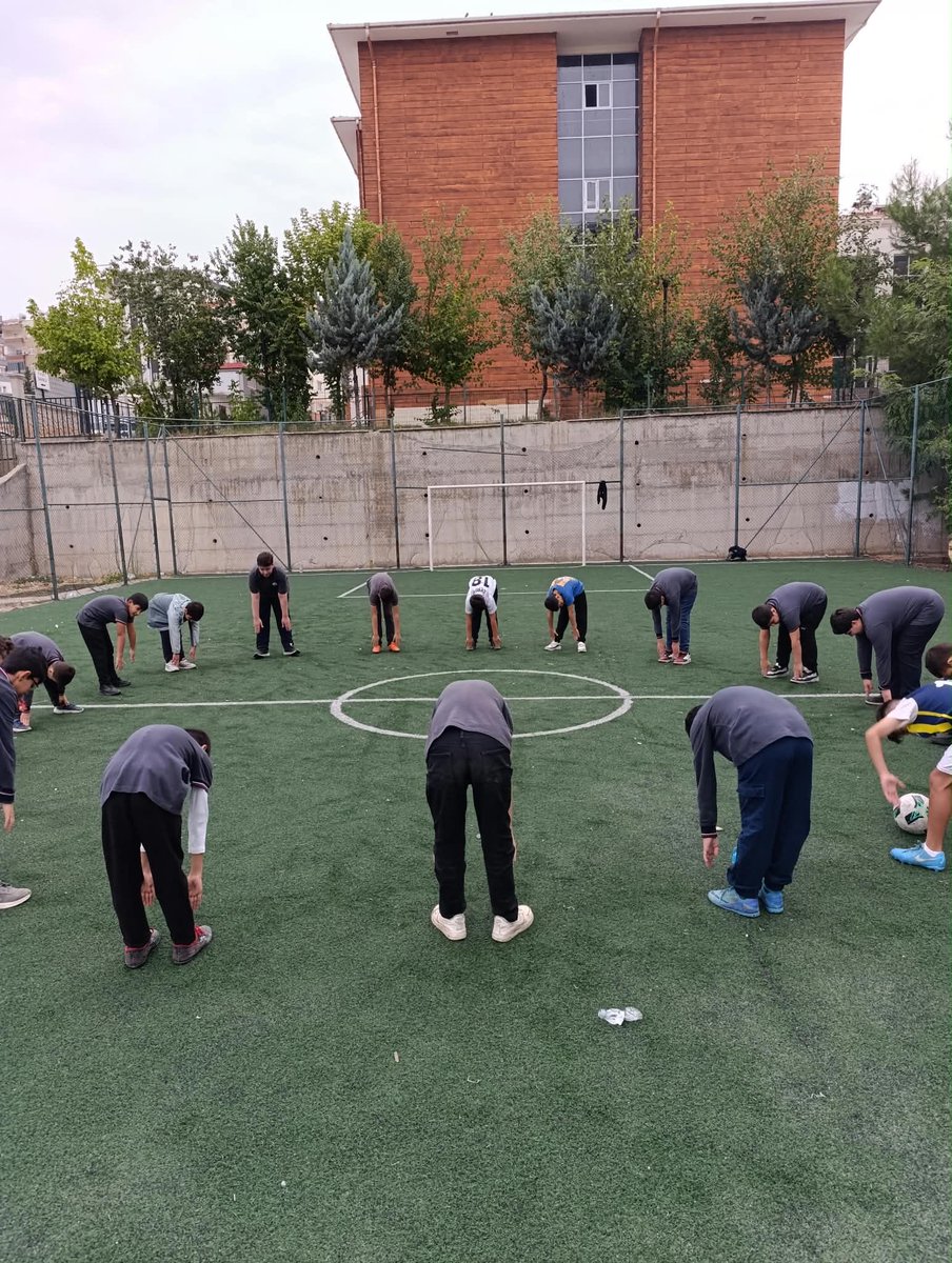 kasimiyeoo's tweet photo. 🚶‍♀️🚶‍♂️ 3-4 Ekim Dünya Yürüyüş Günü kapsamında okulumuzda çeşitli etkinlikler gerçekleştirildi.

Etkinliklerin hazırlanmasında emeği geçen öğretmenlerimiz Şeyhmus Alkan, Mustafa Özalp ve Mahmut Özçelik’e teşekkür ediyoruz.
@ali_eyyupkoca 
@mehmeteminduya1 https://t.co/o3xm3bFi5s