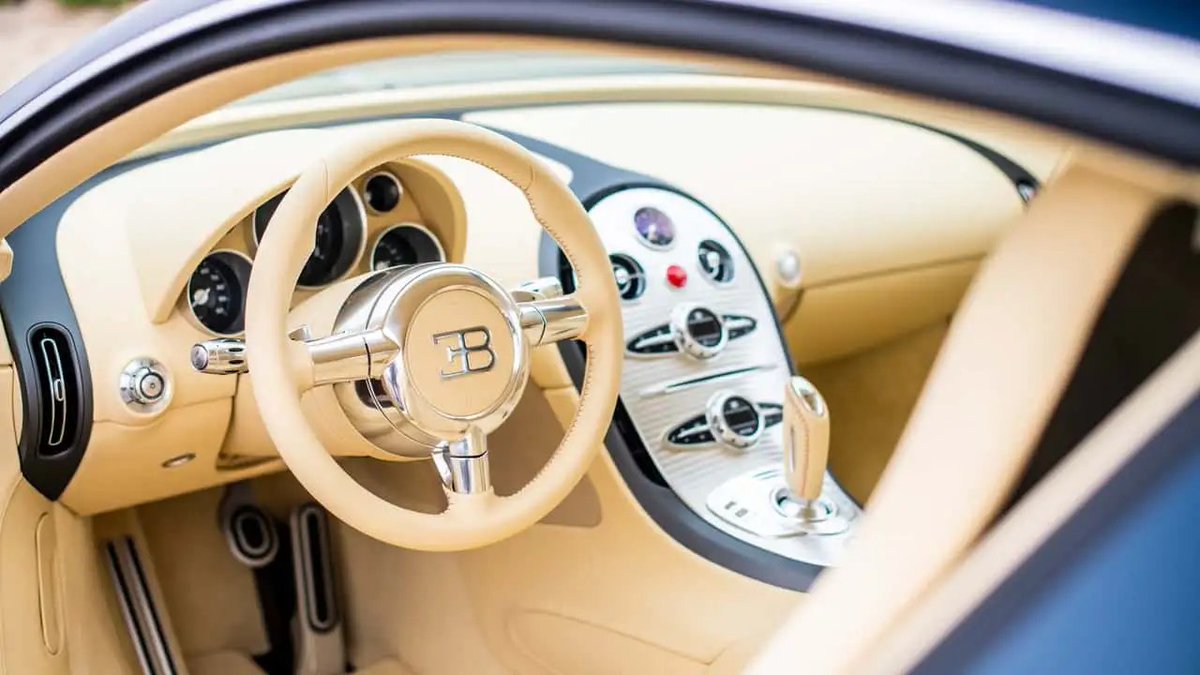 Motor1com's tweet photo. Bugatti CEO Mate Rimac tells European brands that big screens aren't the answer.

In a video posted to Instagram, Rimac tells European manufacturers to go back to premium materials and to stop going toe-to-toe with China on aspects like screens and charging times. 

Read more here: https://t.co/aX03OKCaOQ