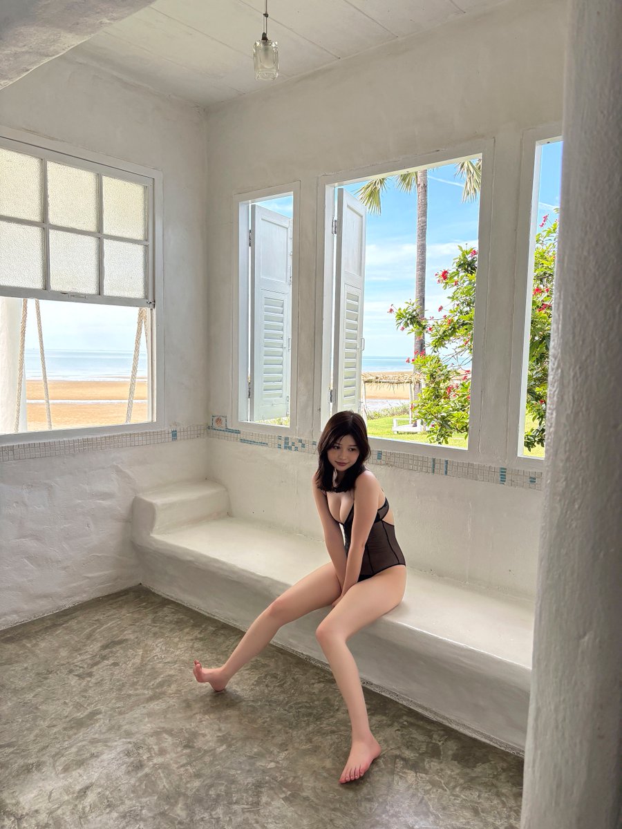 yuzuhabook_1st's tweet photo. ꒰ 𝙊𝙁𝙁 𝙎𝙃𝙊𝙏 ꒱
2026年10月15日(木)発売
#冴木柚葉1st写真集 らしさの途中。

本日発売の #週刊FLASH にて
写真集アザーカット掲載✨要チェック🖤

🩵HMV https://t.co/XIhrw2XbPE
🤍楽天https://t.co/16iYuRM7vl
🩵セブンhttps://t.co/Ag0r8eiK63
🩵タワレコhttps://t.co/8k67R4fGuQ https://t.co/TApH2AzPPU