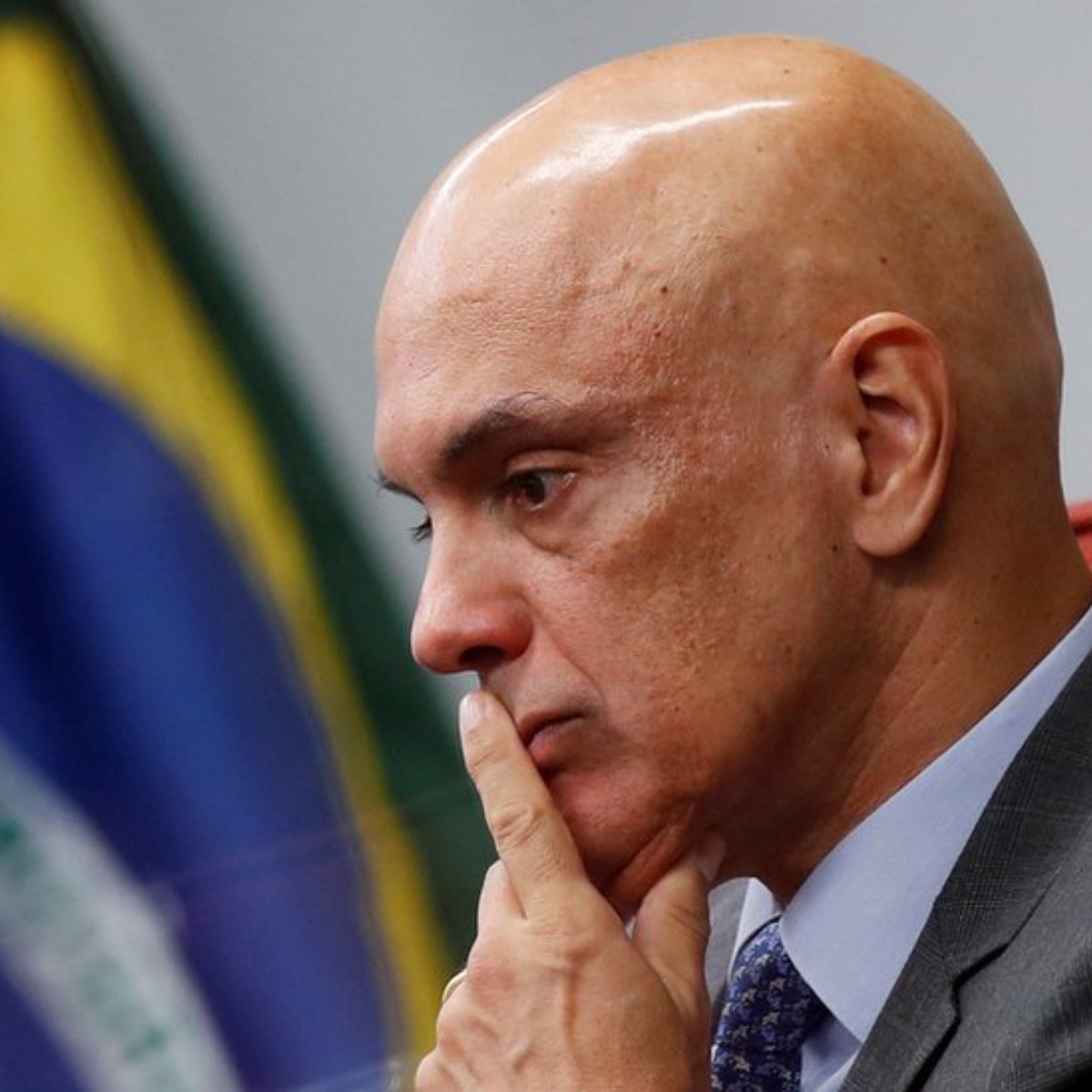 mspbra's tweet photo. 🚨 URGENTE: Moraes autoriza semiaberto para “Débora do Batom”

Alexandre de Moraes autorizou a progressão de regime de Débora Rodrigues, condenada a 14 anos pelo 8 de Janeiro. https://t.co/QlnMDsqrnc