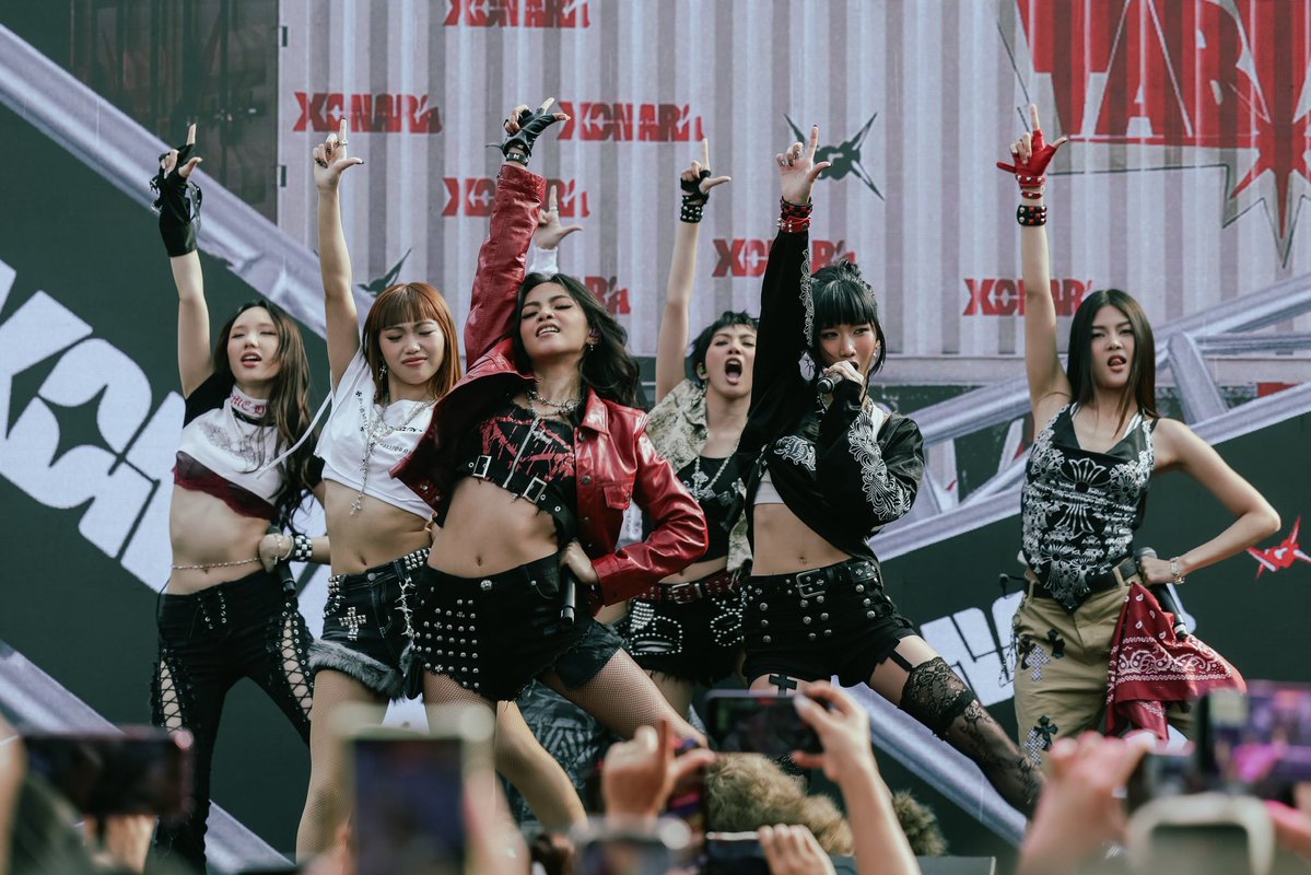 officialxonara's tweet photo. A pretty special first. 🇸🇬

Our first international stage, our first time performing IMPERFECT live, and a moment we’ll always remember.ᐟ 

From stepping onto the stage at #MusicIsUniversal Music Matters 2026 to sharing our music with everyone in Singapore, thank you for making our first international show feel so special. ❤️‍🩹

#XONARA 
#IMPERFECT 
#XNRIMPERFECT