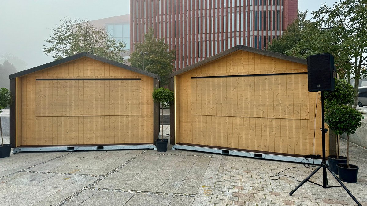 Kmo_Partners's tweet photo. Metafox uit Ardooie bouwt 95 inklapbare chalets voor de Brugse kerstmarkten
https://t.co/txBP5kpUsR
https://t.co/yc6hrTdQNn

#ardooie #brugge #export #houtbouw #kerstmarkt #maakbedrijf #metaalverwerking #metafox #wintergloed https://t.co/n0G5AJXcXp
