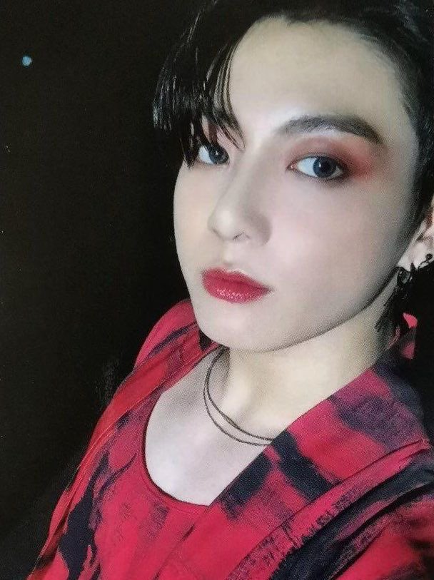 revilique's tweet photo. this is so disgusting... he puts on red lipstick and does eye makeup and tries to act like a cute female idol...so he ends up looking like an unattractive lesbian https://t.co/57PVdAewws